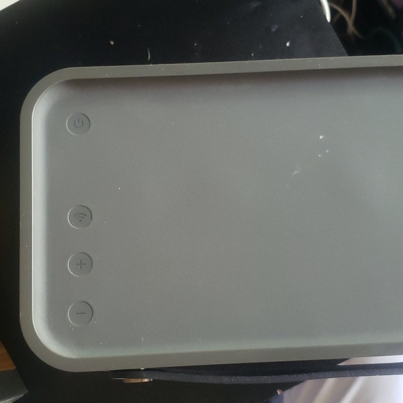 BANG & OLUFSEN BEOLIT 12 PORTABLE BLUETOOTH SPEAKER | STONE GREY. - Picture 2 of 6